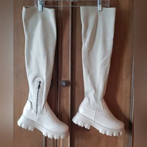 JIMMI SUPER STYLIST OVER THE KNEE BOOTS NEUTRAL FROM LONDON SIZE 7 NEW